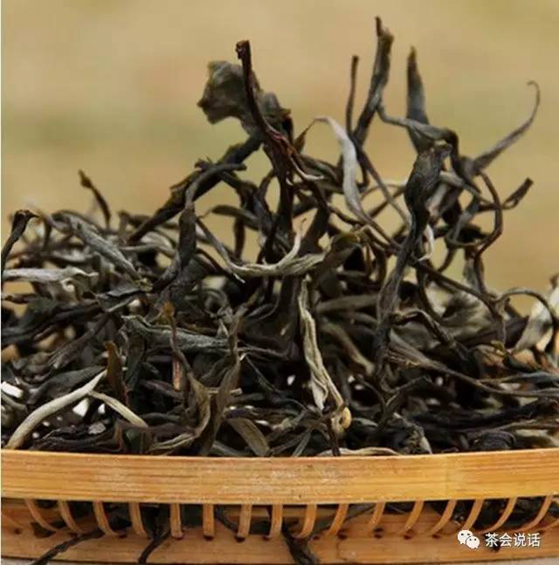 探寻普洱茶的分类：揭开它的神秘面纱